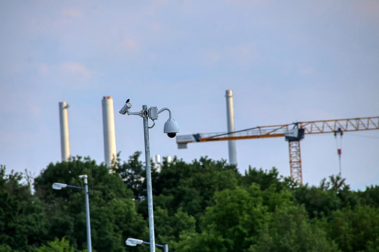 Bezpieczeństwo zawsze pod kontrolą Dlaczego warto wybrać kamerę IP z detekcją ruchu